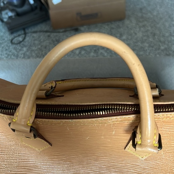 Louis Vuitton vintage epi 35 - Picture 2 of 5